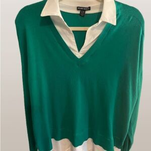 Hilary Radley V-Neck Sweater in Green and White